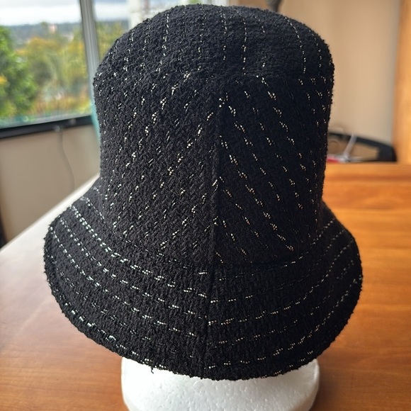 EUC CHANEL women’s bucket hat in black with silver metallic flecks size s main image 9